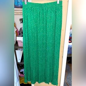 Green/ Gold pleaded skirt | L/XL